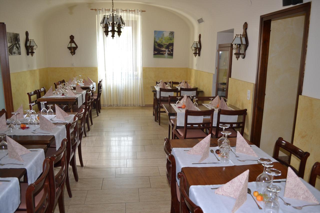 Ristorante Del Ponte Bed & Breakfast Cugnasco Eksteriør bilde