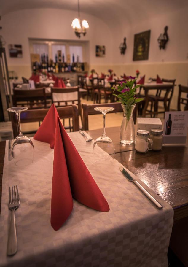 Ristorante Del Ponte Bed & Breakfast Cugnasco Eksteriør bilde